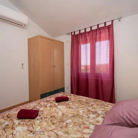 Prázdninový dům House Suzana Banjole